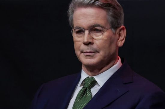 وزير الخزانة الأمريكي يطالب الفيدرالي بمراجعة داخلية