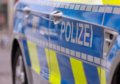 اقتحام سيارة بوابة القنصلية الروسية في سيدني