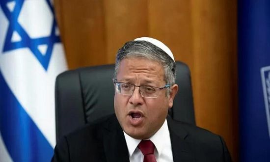 بن غفير يسمح لـ100 ألف إسرائيلي بالحصول على رخصة سلاح