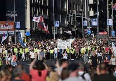 تظاهرات في صربيا للمطالبة بانتخابات مبكرة