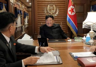 كيم جونغ أون يعبر إلى الصين لحضور احتفالات ذكرى الحرب العالمية الثانية