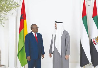 محمد بن زايد ورئيس غينيا بيساو يبحثان العلاقات بين البلدين