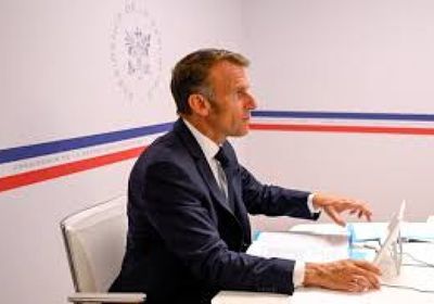 ماكرون يحث أمريكا على مراجعة قرار عدم منح تأشيرات للمسؤولين الفلسطينيين