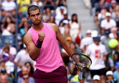 ألكاراز يمزق ليهيتشكا ويتأهل إلى قبل نهائي أمريكا المفتوحة