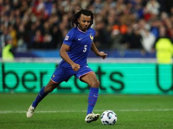 كوندي مدافع فرنسا يحذر من خطورة جدول المباريات المزدحم