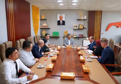 لملس وأومتزجت يبحثان تحضيرات المؤتمر الاقتصادي بالعاصمة عدن