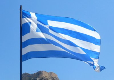 اليونان تعلق العمل في 750 مدرسة بسبب انخفاض المواليد