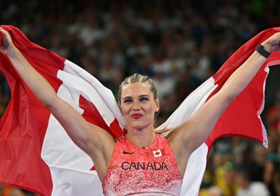 انسحاب كينيدي بطلة القفز بالزانة من بطولة العالم في طوكيو