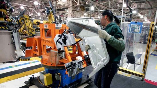 تواصل انكماش قطاع الصناعات التحويلية في أمريكا