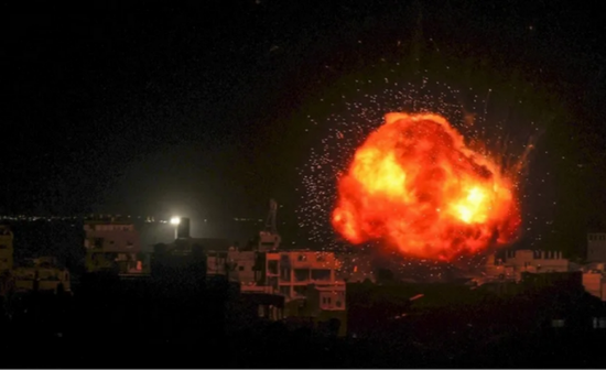 قتلى ومصابون في قصف إسرائيلي لمنزل بمخيم الشاطئ