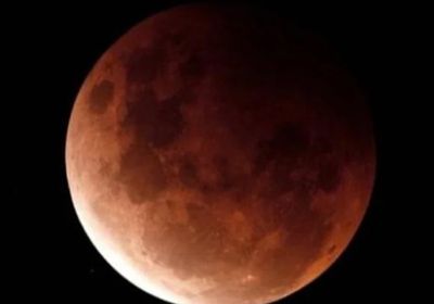 الإمارات تدعو إلى إقامة صلاة الخسوف غداً