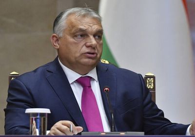 هنغاريا: نتوقع تقسيم أوكرانيا لـ3 مناطق بعد انتهاء الصراع