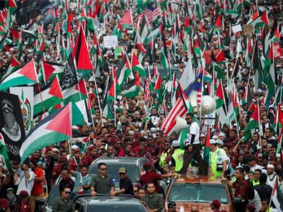 عشرات الآلاف يتظاهرون في بروكسل تضامنًا مع الفلسطينيين