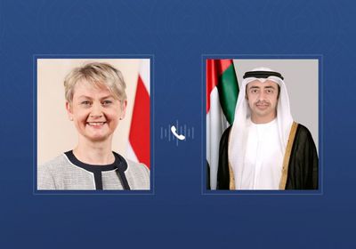 هاتفياً.. وزير الخارجية الإماراتي يبحث مع نظيرته البريطانية تعزيز العلاقات بين البلدين