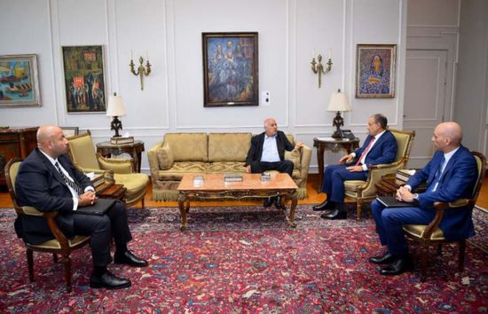 وزير الخارجية المصري يبحث مع جبريل الرجوب سبل الاعتراف بالدولة الفلسطينية