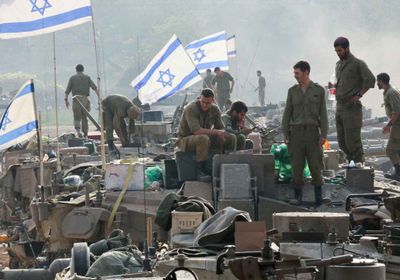 الجيش الإسرائيلي يستهدف مسجدًا أثريًا بدير البلح