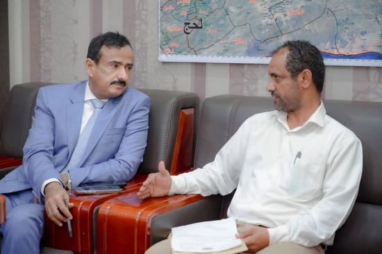 محافظ شبوة يتابع مشروع تأهيل 11 مستشفى بتمويل إماراتي