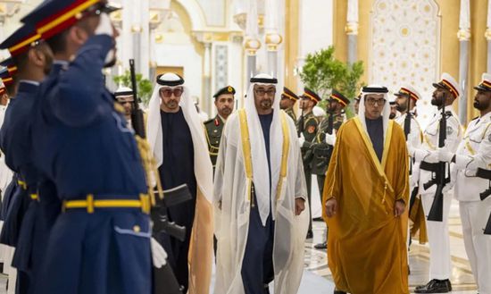 سفراء الإمارات الجدد يؤدون اليمين القانونية أمام محمد بن زايد