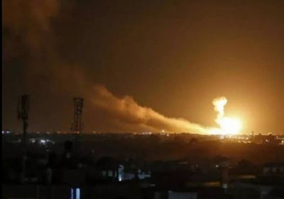 غارة إسرائيلية تستهدف كلية الدفاع الجوي بحمص