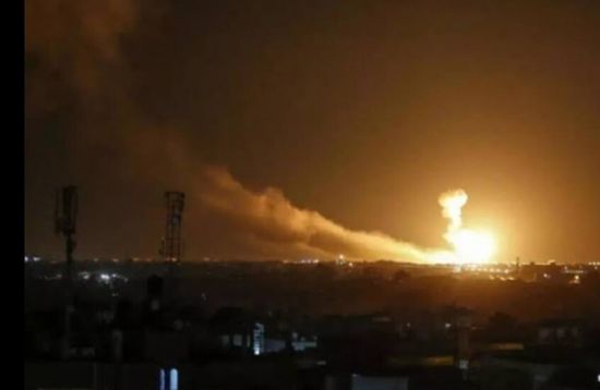 غارة إسرائيلية تستهدف كلية الدفاع الجوي بحمص