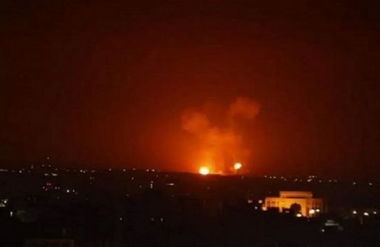    انفجار عنيف يضر قاعدة بحرية للجيش الإيراني