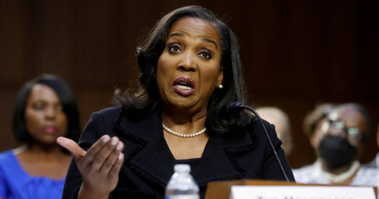 قرار قضائي يوقف إقالة ترامب لـ"كوك" من الاحتياطي الفيدرالي