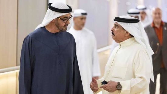 في زيارة أخوية.. رئيس الإمارات يصل البحرين