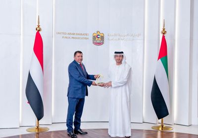 النائب العام ونظيره الإماراتي يبحثان التعاون في المجالات القانونية