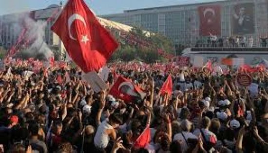 الحزب المعارض الأبرز في تركيا يقاوم الضغوط