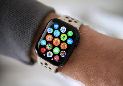    ساعة جديدة لـ"آبل" تتبع ضغط الدم