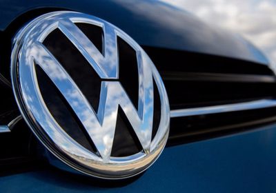 رسوم "ترامب" الجمركية تكلف "فولكس فاجن" مليارات الدولارات