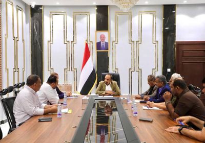 محافظ حضرموت يبحث مع "أورتسلا" صيانة محطات الكهرباء