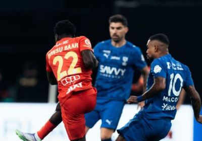 الهلال يسقط في فخ التعادل أمام القادسية بالدوري السعودي