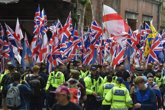       تظاهرات احتجاجية في لندن تشهد صدامات قوية مع الشرطة