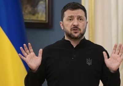 زيلينسكي يطالب بالتوقف عن شراء النفط الروسي