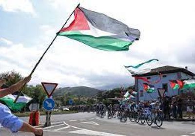 احتجاجات مناهضة لإسرائيل تنهي سباق إسبانيا للدراجات