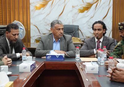 المنصوري يتسلم مهامه وكيلًا للعاصمة عدن لشؤون الدفاع