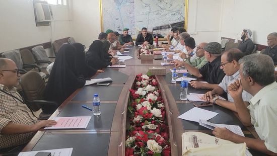 تنفيذي المنصورة: تأييد مطلق لقرارات الرئيس الزُبيدي