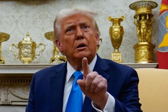    ترامب يحذر حماس من استخدام الرهائن دروعًا بشرية