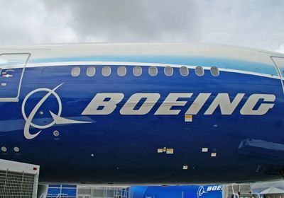 عمال مجمع بوينج الدفاعي يواصلون الإضراب