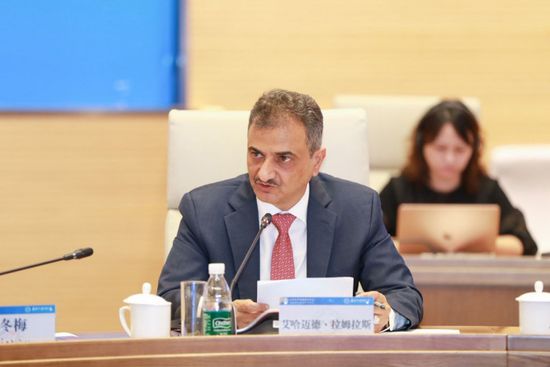 لملس يدعو الصين لإعداد خارطة طريق للتعاون الاقتصادي