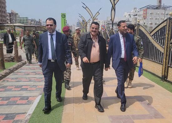 الكاف وشيخ يتفقدان تجهيزات حديقة حنين في المنصورة