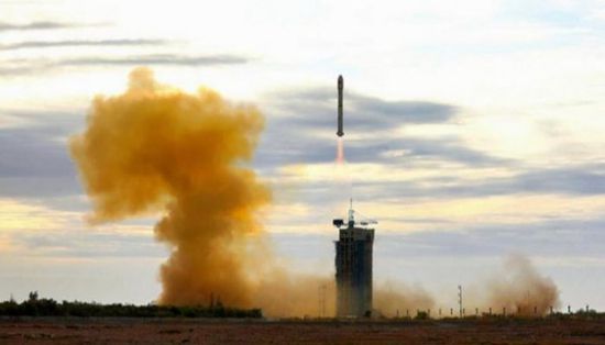 الصين تطلق بنجاح قمراً صناعياً لتقنية الإنترنت الفضائي في مهمة جديدة