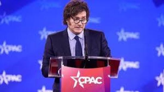 رئيس الأرجنتين يؤكد تجاوز الأسوأ ويعد بدعم معاشات التقاعد