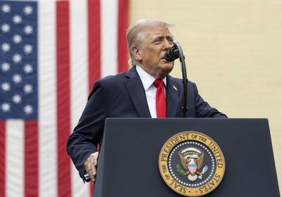 ترامب: على زيلينسكي التوصل إلى اتفاق مع روسيا