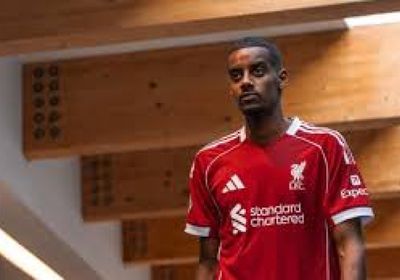 إيساك يقترب من ظهوره الأول مع ليفربول أمام أتليتيكو مدريد