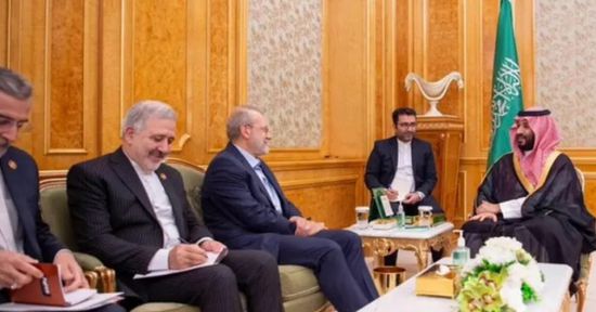ولي العهد السعودي يناقش مع لاريجاني الأوضاع الإقليمية
