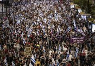    آلاف الإسرائيليين يتظاهرون في القدس ضد نتنياهو