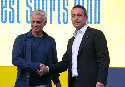 بنفيكا سيتعاقد مع المدرب مورينيو