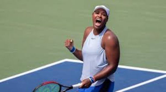 تاونسند تعتذر عن تعليقاتها بشأن الطعام الصيني